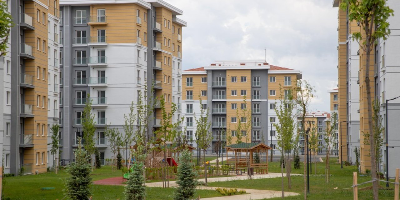 KİPTAŞ, GÜNGÖREN'DE YERİNDE DÖNÜŞÜM İÇİN TEMEL ATACAK, SİLİVRİ'DE 1.400 AİLEYE KONUTLARINI TESLİM EDECEK