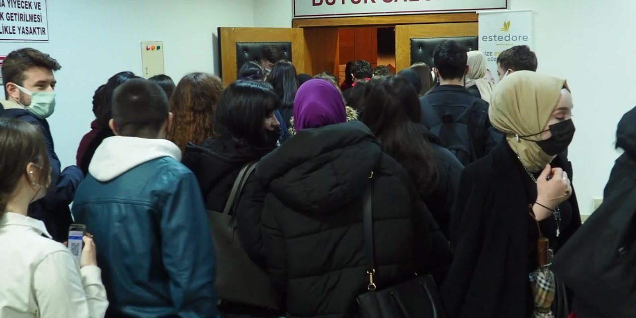 MAVİ GRİ RİZE'DE SEVENLERİYLE BULUŞTU