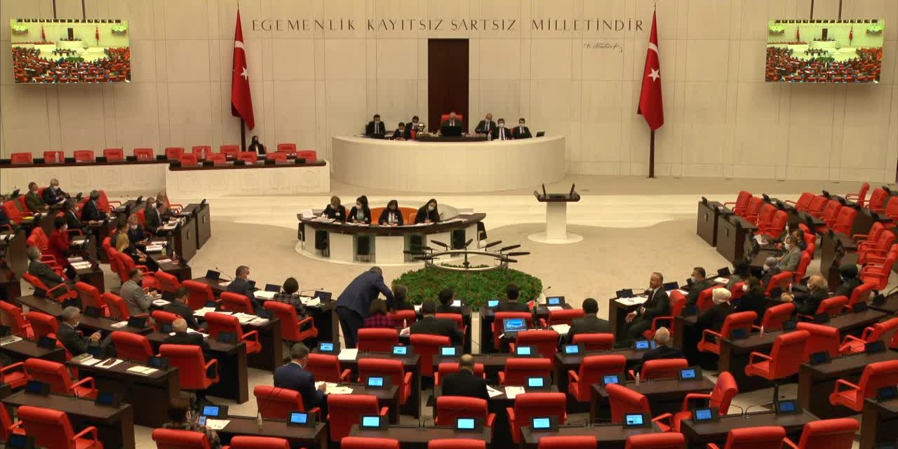 İYİ PARTİLİ USTA: “TÜRKİYE EKONOMİSİ DOLARİZASYONA BAĞLANDI”
