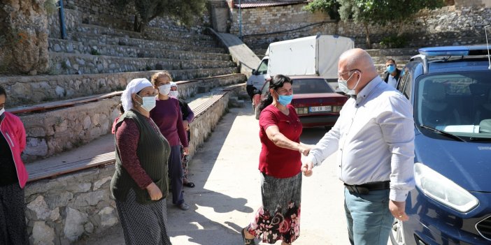 MENTEŞE BELEDİYESİ, DÜNYA ÇEVRE GÜNÜ'NDE 30 TON KİREÇ DAĞITTI