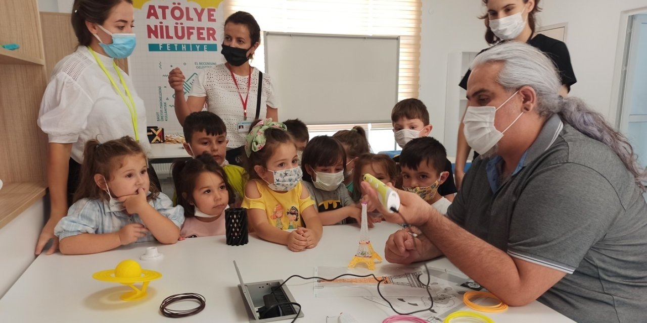 NİLÜFER'DE MİNİK PARMAKLAR KODLAMA ATÖLYESİNDE