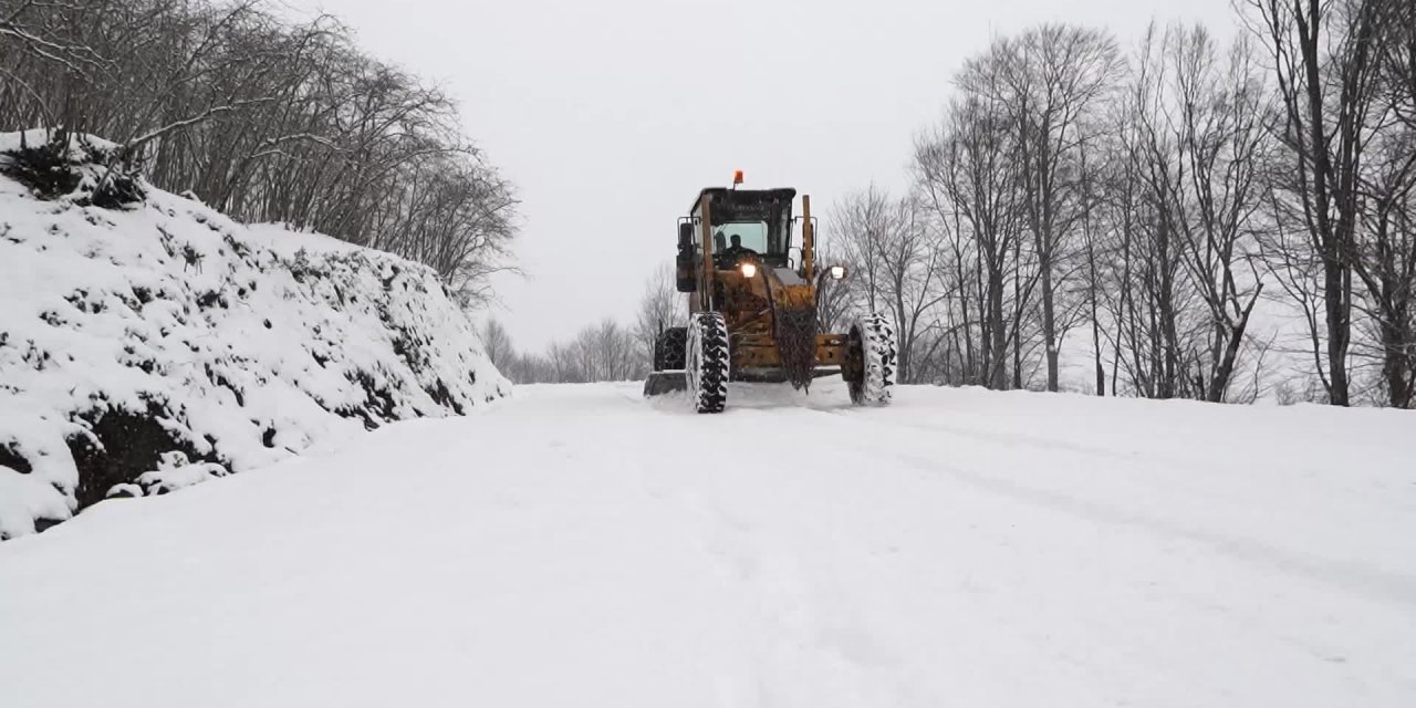 ATAKUM’DA KARLA MÜCADELE BAŞLADI