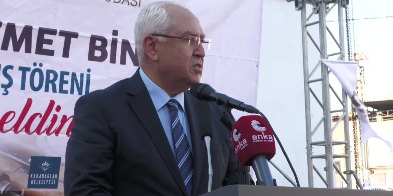 İZMİR'DE MOBİLYA ATILIMI