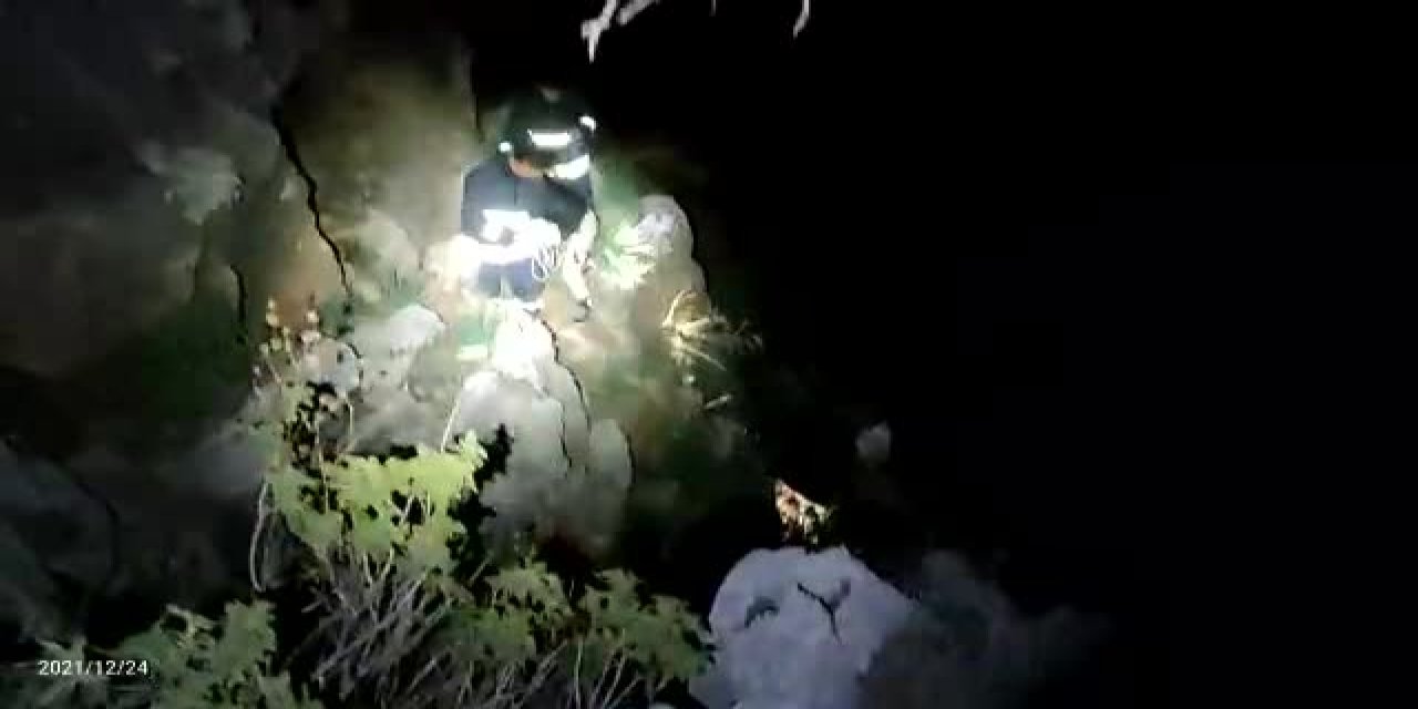 ALANYA KALESİ’NDE MAHSUR KALAN KIRGIZ TURİSTLERİ İTFAİYE KURTARDI