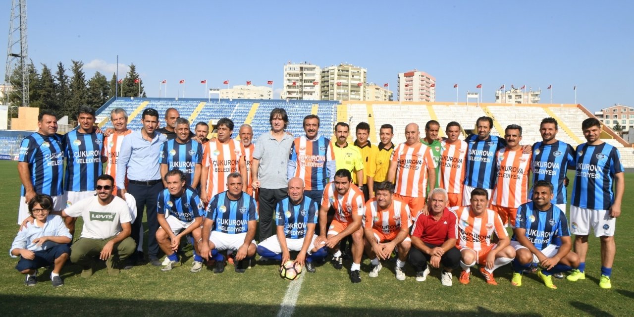 ÇUKUROVA'DA ŞÖHRETLER SAHAYA ÇIKIYOR