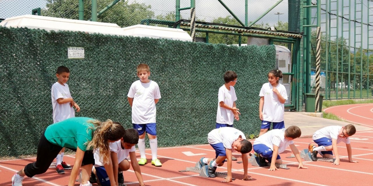 SPOR İSTANBUL, 12 FARKLI BRANŞTAN TOPLAM 827 ÇOCUĞU SPORLA BULUŞTURUYOR
