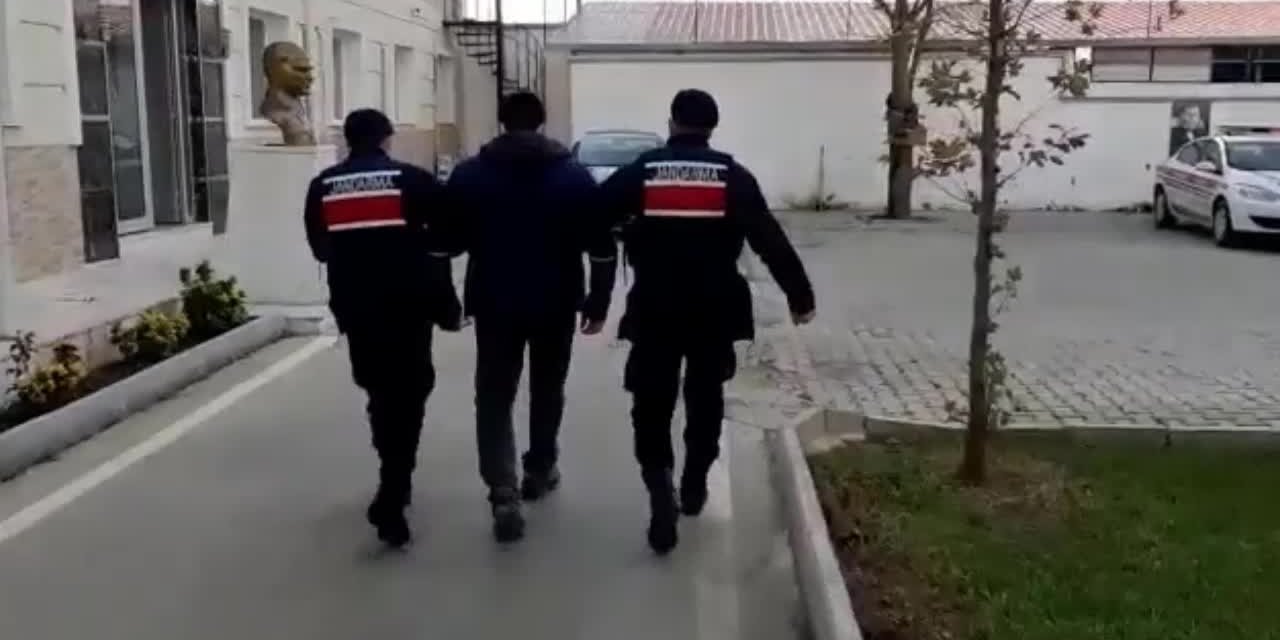 İZMİR'DE TERÖR OPERASYONLARI: 43 KİŞİ GÖZALTINA ALINDI