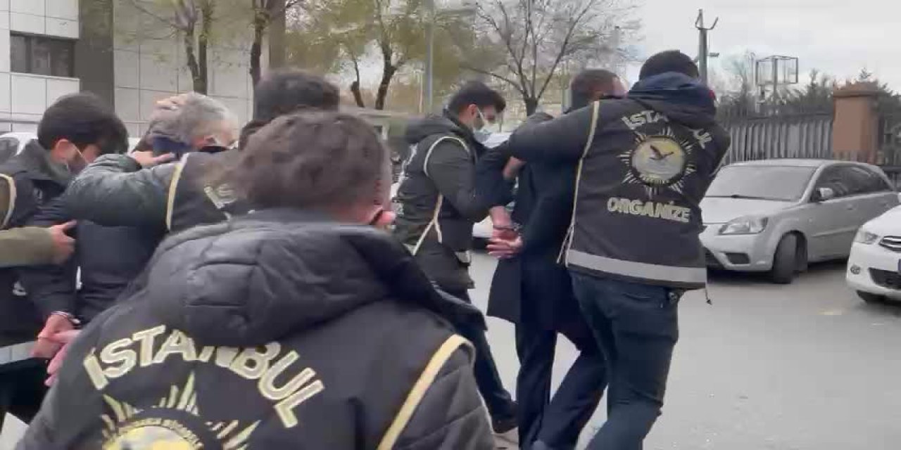 SUSURLUK HÜKÜMLÜSÜ BANDIRMALIOĞLU’NUN DA ÖLDÜĞÜ SİLAHLI KAVGAYLA İLGİLİ 2 KİŞİ DAHA ADLİYEYE SEVK EDİLDİ