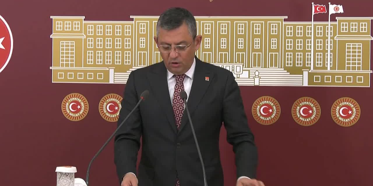 ÖZEL’DEN SOYLU’YA TEPKİ: KAYBETTİRDİĞİ İSTANBUL’A İNTİKAM TEFTİŞİ YAPIYOR