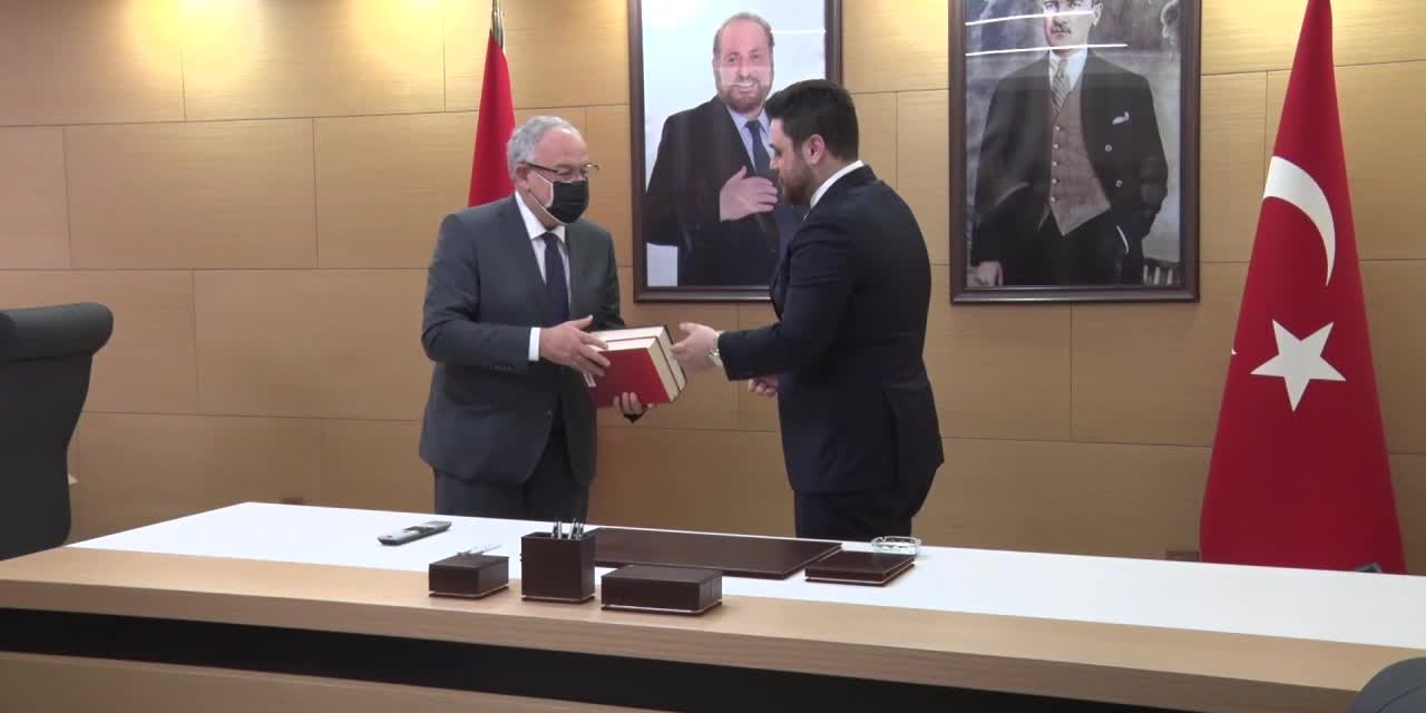 Havai Fişek Yangın Çıkarttı
