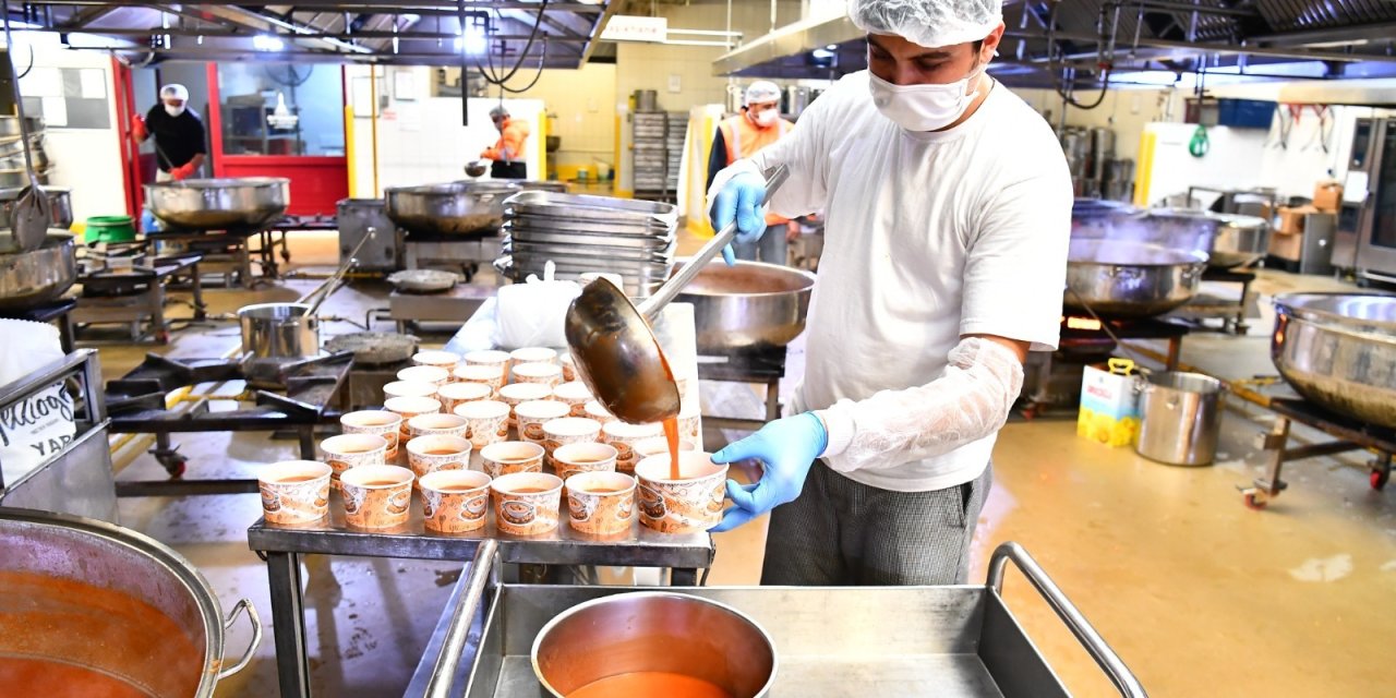 İZMİR’DE KARA KIŞ DESTEĞİ 2 AYDA 27 MİLYON LİRAYA YAKLAŞTI