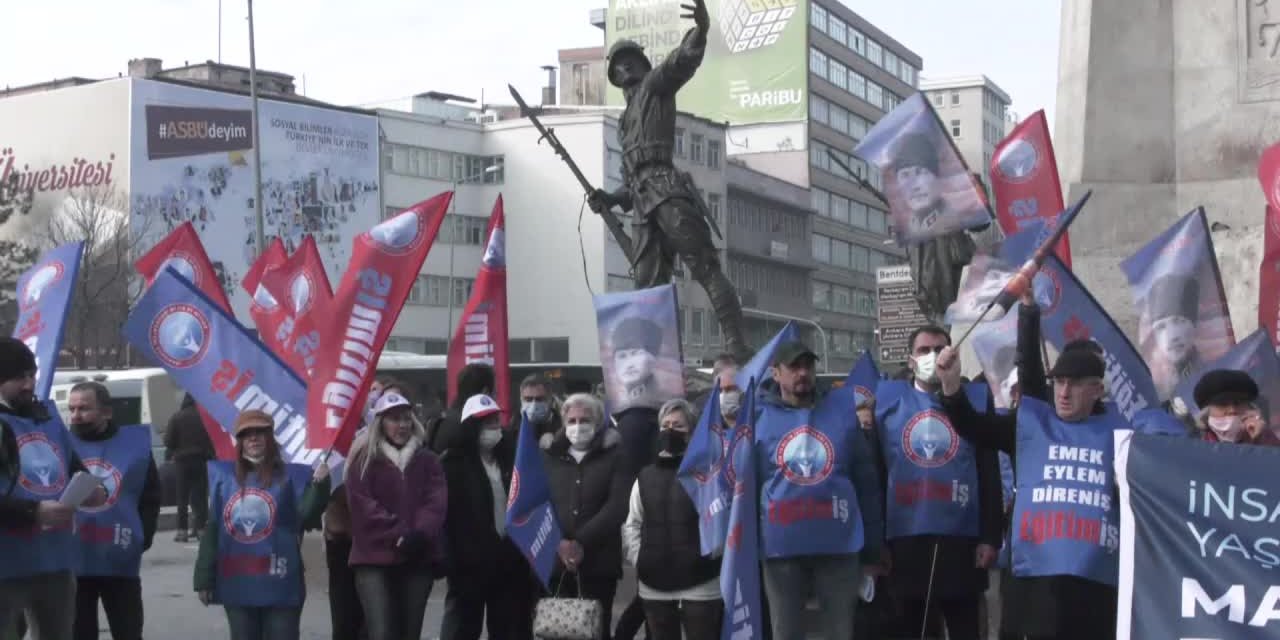 ÖĞRETMENLER BİR GÜN İŞ BIRAKTI: "GEÇİNEMEYEN ÖĞRETMEN İKİNCİ İŞ YAPARSA, EĞİTİMDE DE ANCAK BU OLUR"