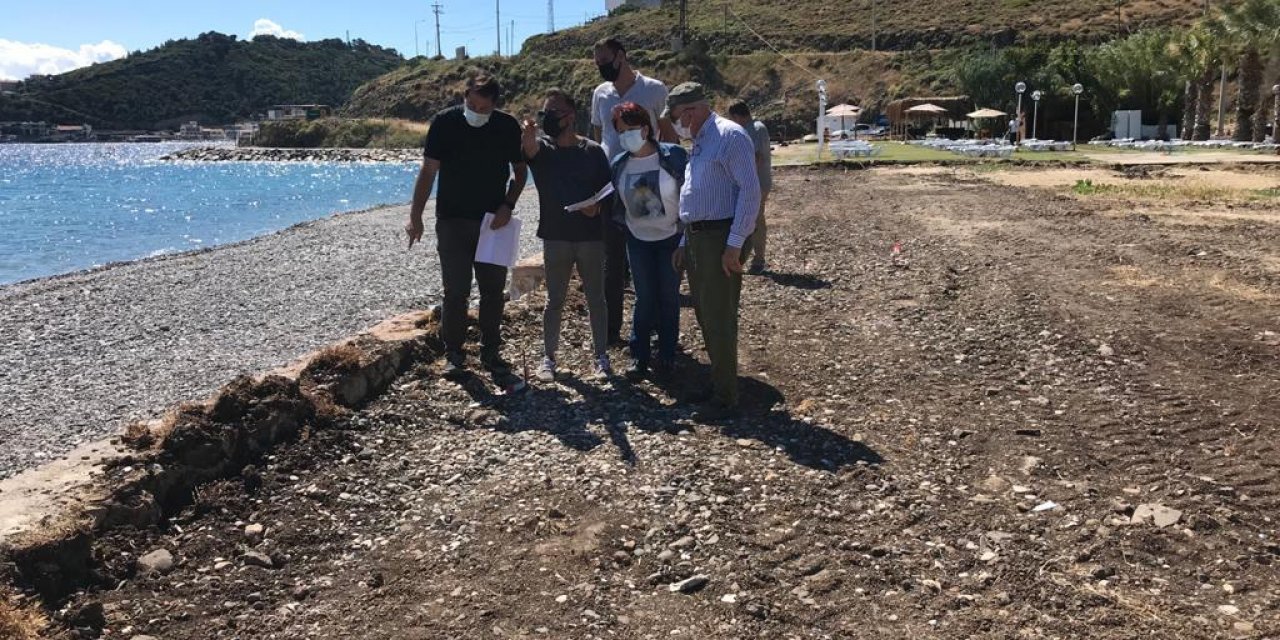 MAVİ BAYRAKLI KUYUCAK SAHİLİ, BAŞTAN AŞAĞI YENİLENİYOR