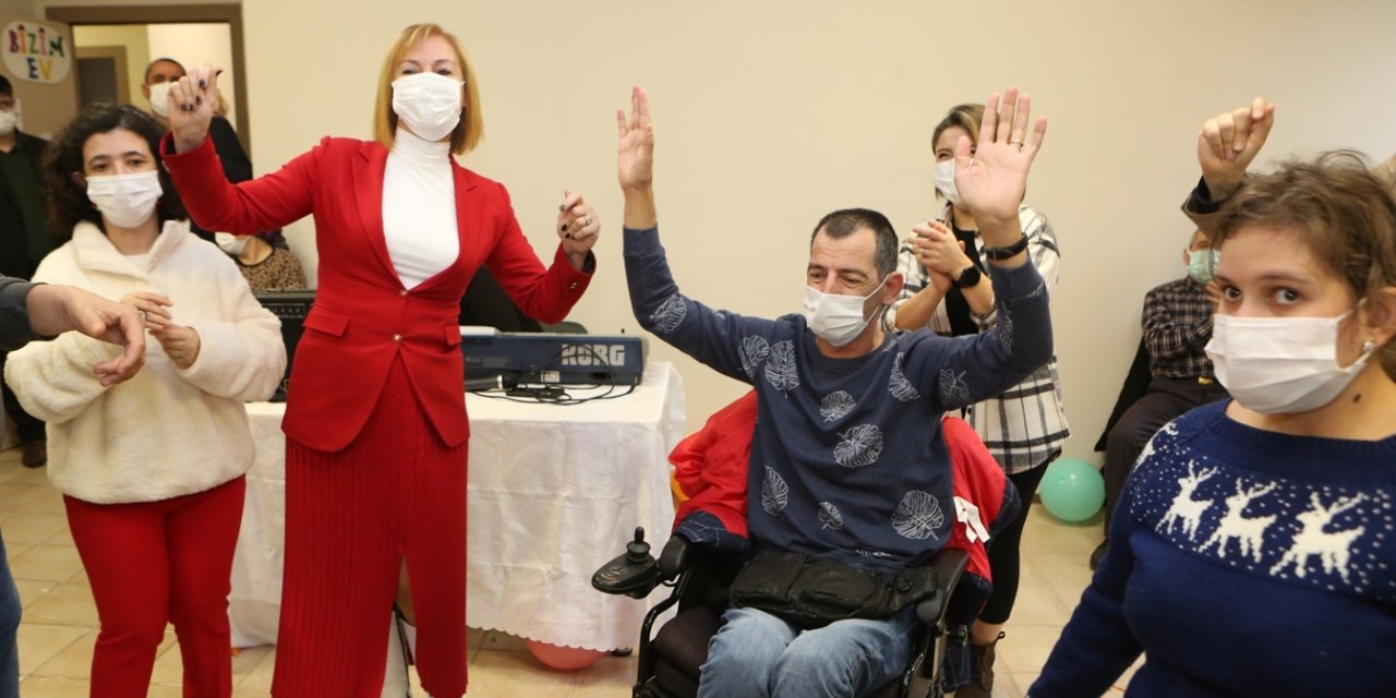 NİLÜFER BELEDİYESİ BİZİM EV’DE YENİ YIL COŞKUSU