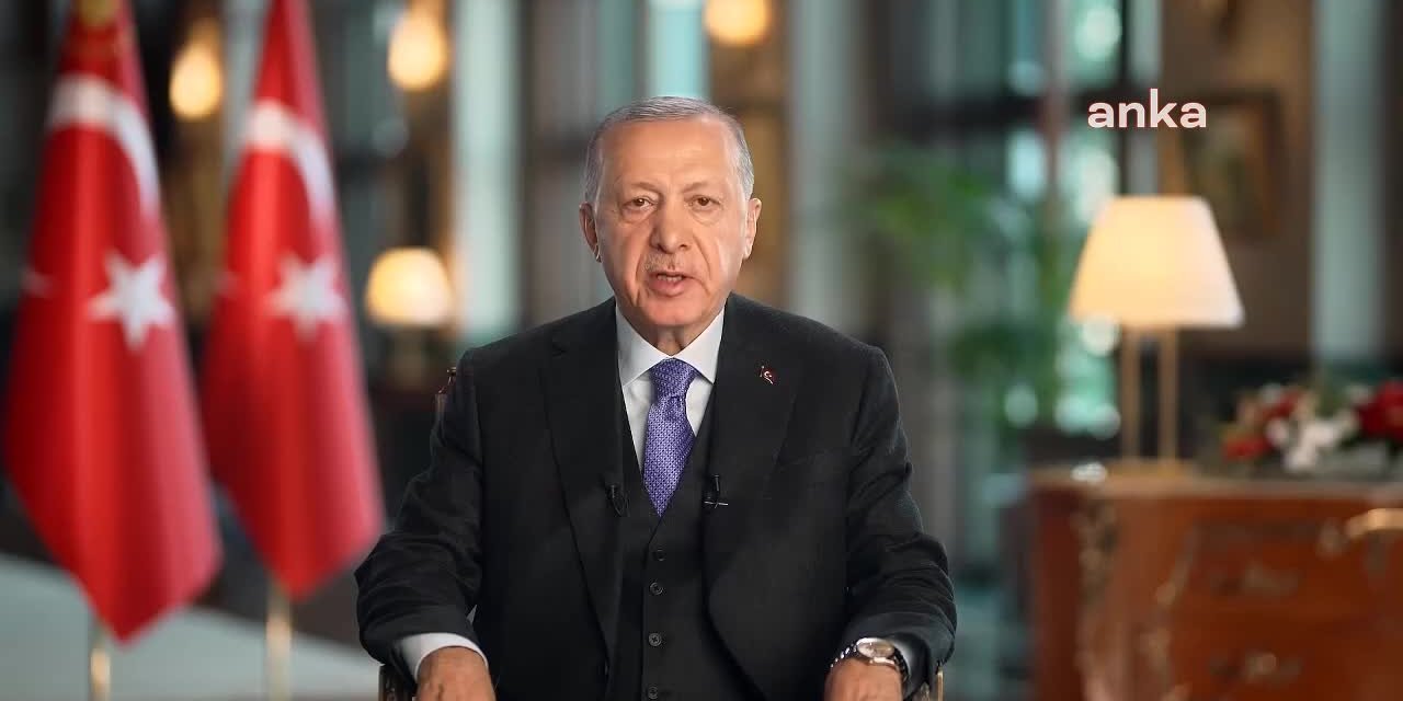 ERDOĞAN: “YENİ TÜRKİYE, KENDİ GELECEĞİNİ KENDİ İRADESİYLE BELİRLEME AZMİNDEN TAVİZ VERMEDEN YOLUNA DEVAM EDİYOR”