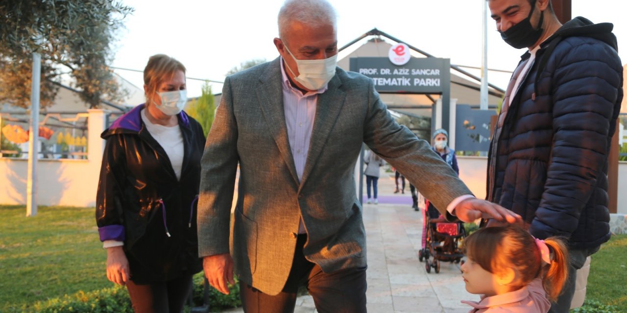 EFELER BELEDİYE BAŞKANI ATAY, ÇOCUKLARLA BULUŞTU