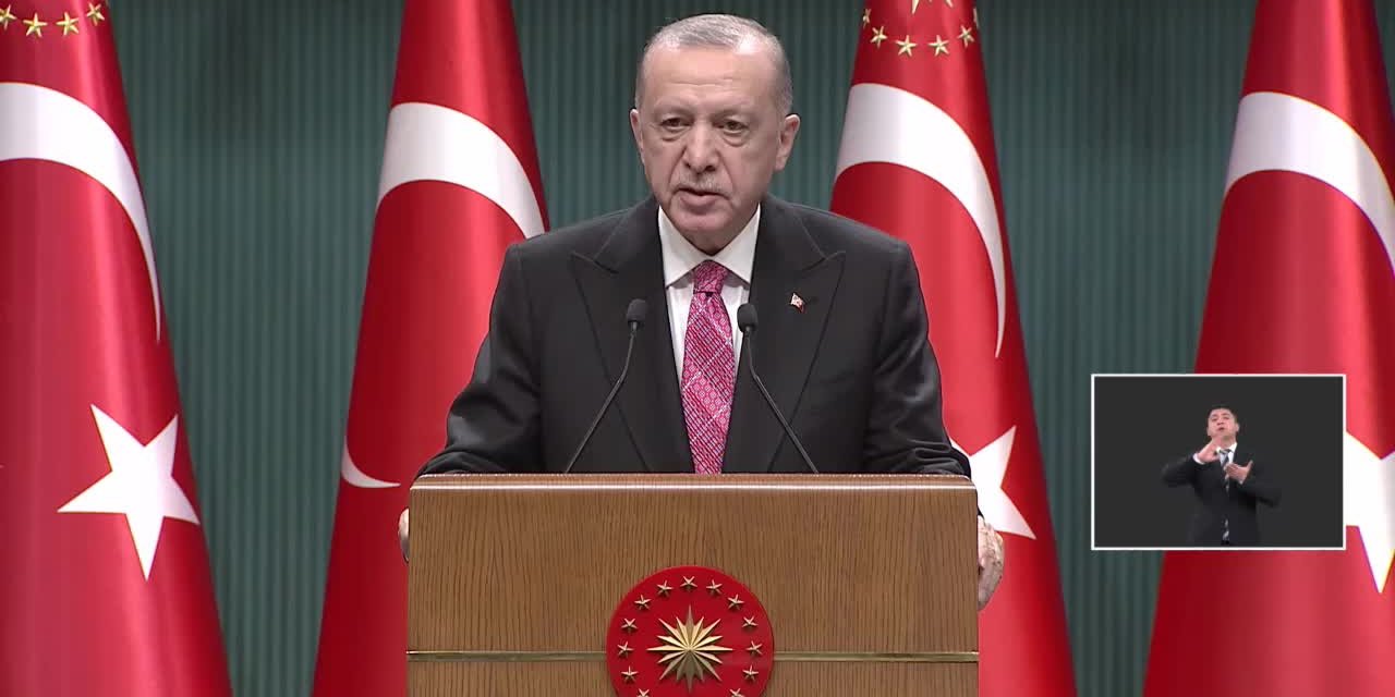 ERDOĞAN AÇIKLADI: MEMUR MAAŞI ARTIŞ ORANI TOPLAMDA 30,5'E ÇIKTI… HİÇBİR EMEKLİ 2 BİN 500 TL'NİN ALTINDA MAAŞ ALMAYACAK