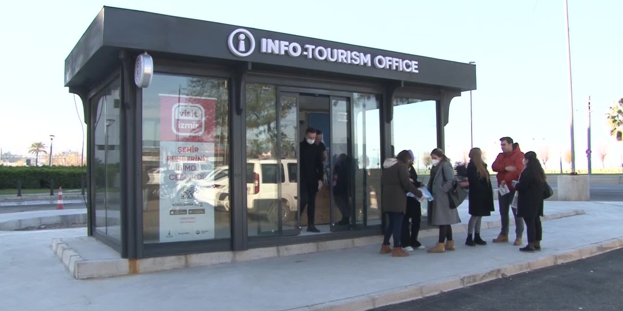 KONAK’TA TURİZM BİLGİLENDİRME OFİSİ HİZMETE GİRDİ