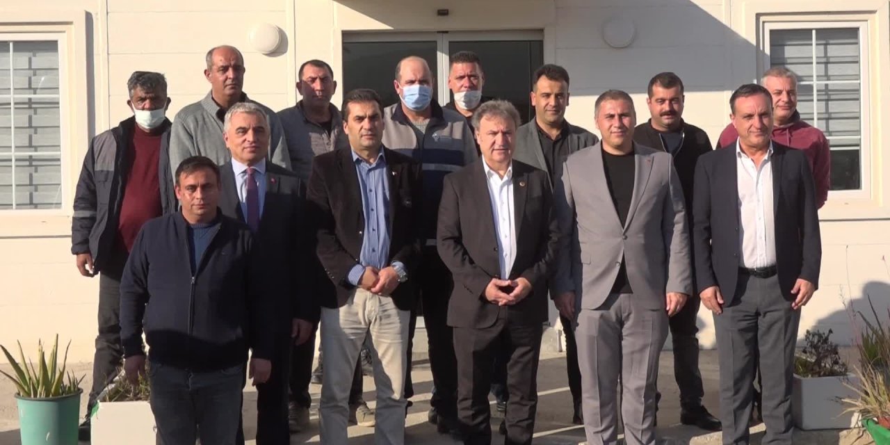 BAŞKAN İDUĞ, YENİ YILIN İLK MESAİ GÜNÜNDE BELEDİYE ÇALIŞANLARINI ZİYARET ETTİ