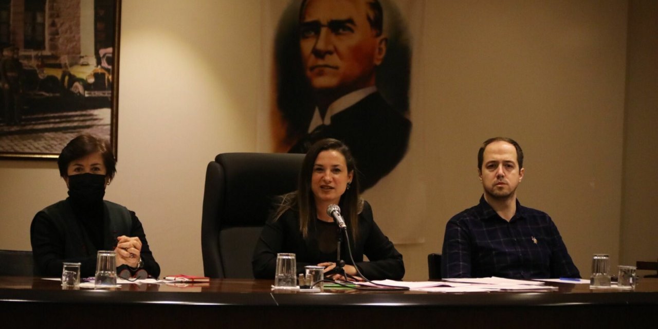 BAŞKAN FİLİZ CERİTOĞLU SENGEL: “EFES SELÇUK’U SİYASETİN ÜZERİNDE TUTARSAK HİÇBİR GÜÇ BİZİM ÖNÜMÜZDE DURAMAZ”