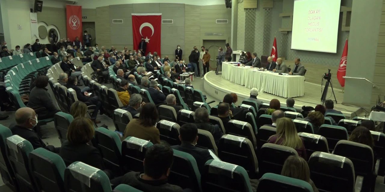 BORNOVA’DA 2022’NIN İLK MECLİS TOPLANTISI YAPILDI