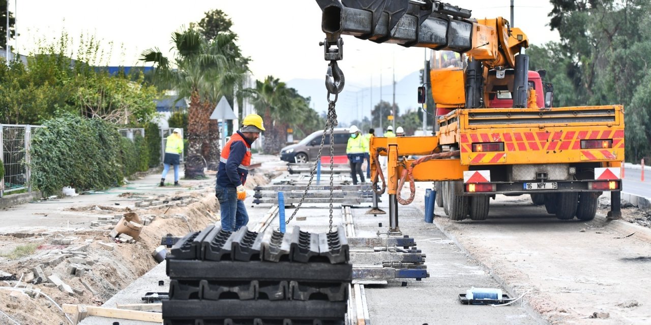ÇİĞLİ TRAMVAYI’NDA ÇALIŞMALAR DEVAM EDİYOR