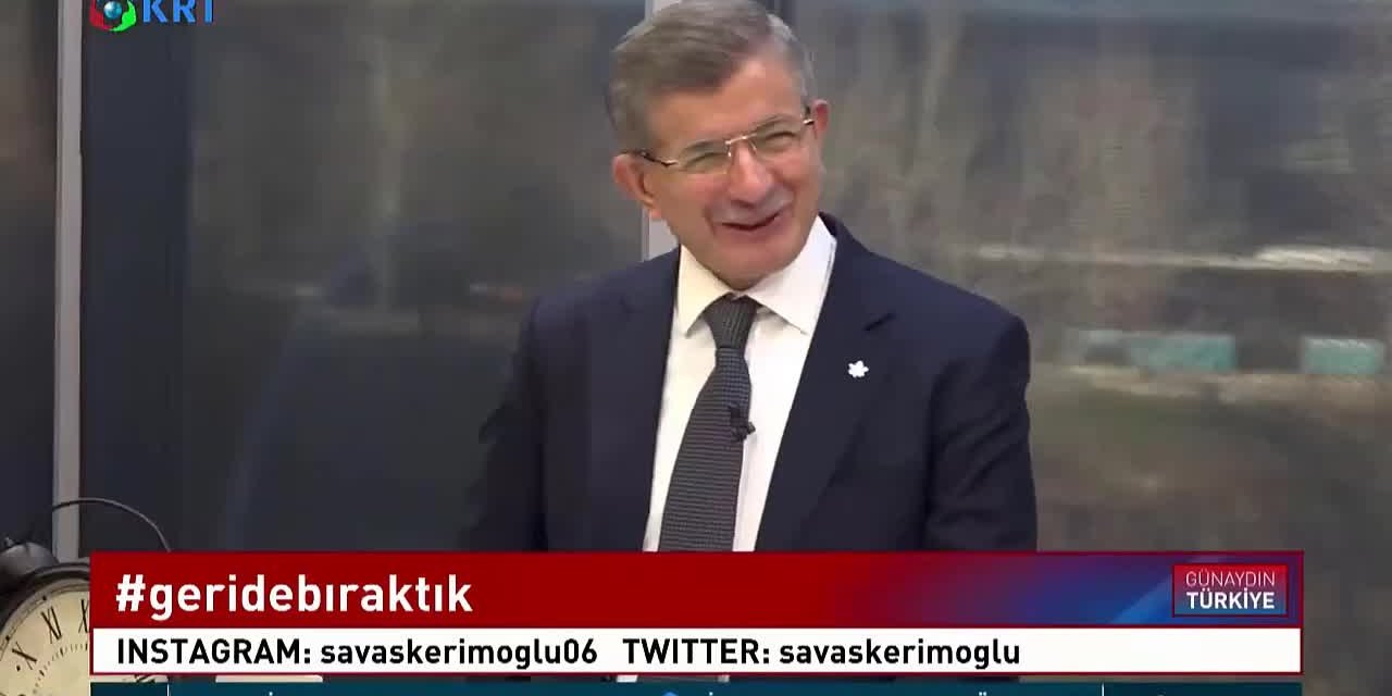 DAVUTOĞLU: "TÜRKİYE'DE CUMHURBAŞKANLIĞI MAKAMI BOŞTUR"