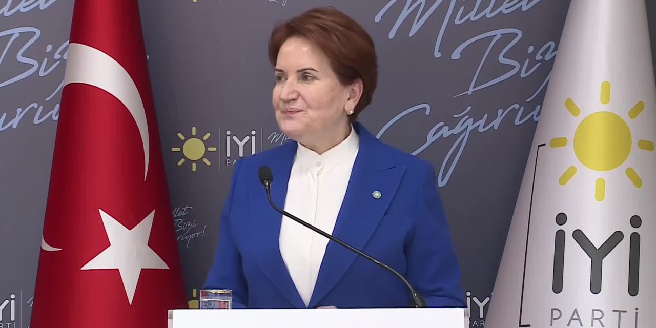 AKŞENER’DEN ERDOĞAN’A "SOKAK" YANITI: "DERHAL PSİKİYATRİSTE GÖRÜNMESİNİ RİCA EDİYORUM. HALÜSİNASYON GÖREN KİŞİNİN TAVRI BÖYLE OLUR"