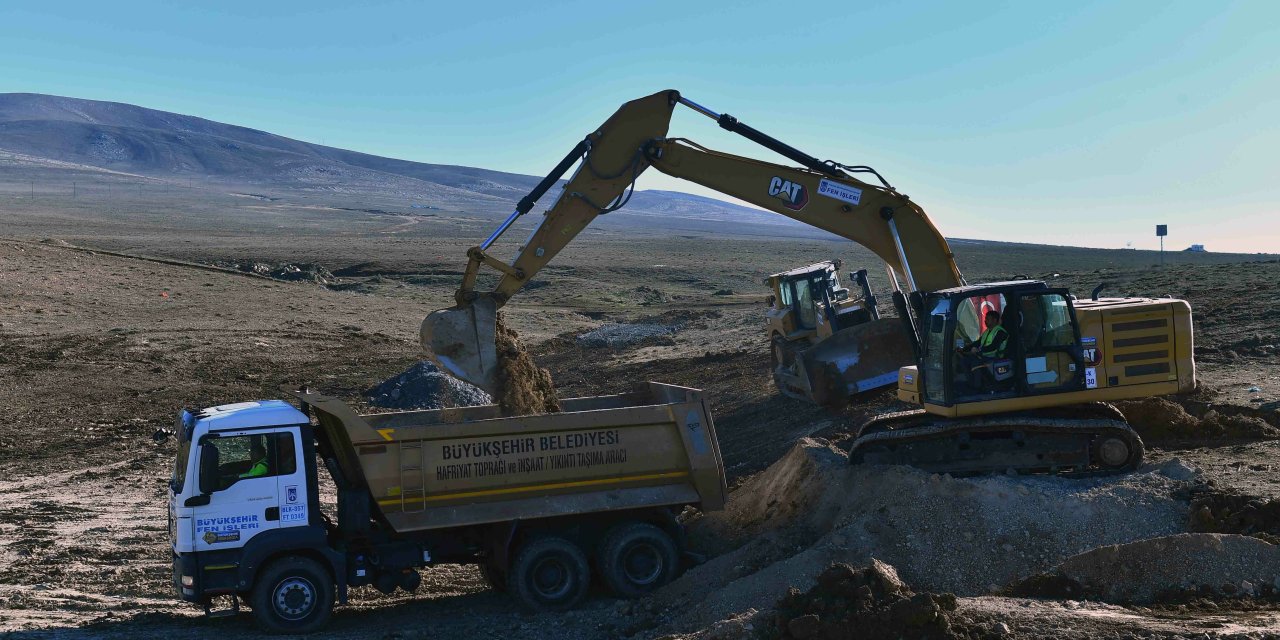 BÜYÜKŞEHİR BELEDİYESİ BAŞKENT’TEKİ SULAMA GÖLETLERİNİ HAYATA DÖNDÜRÜYOR