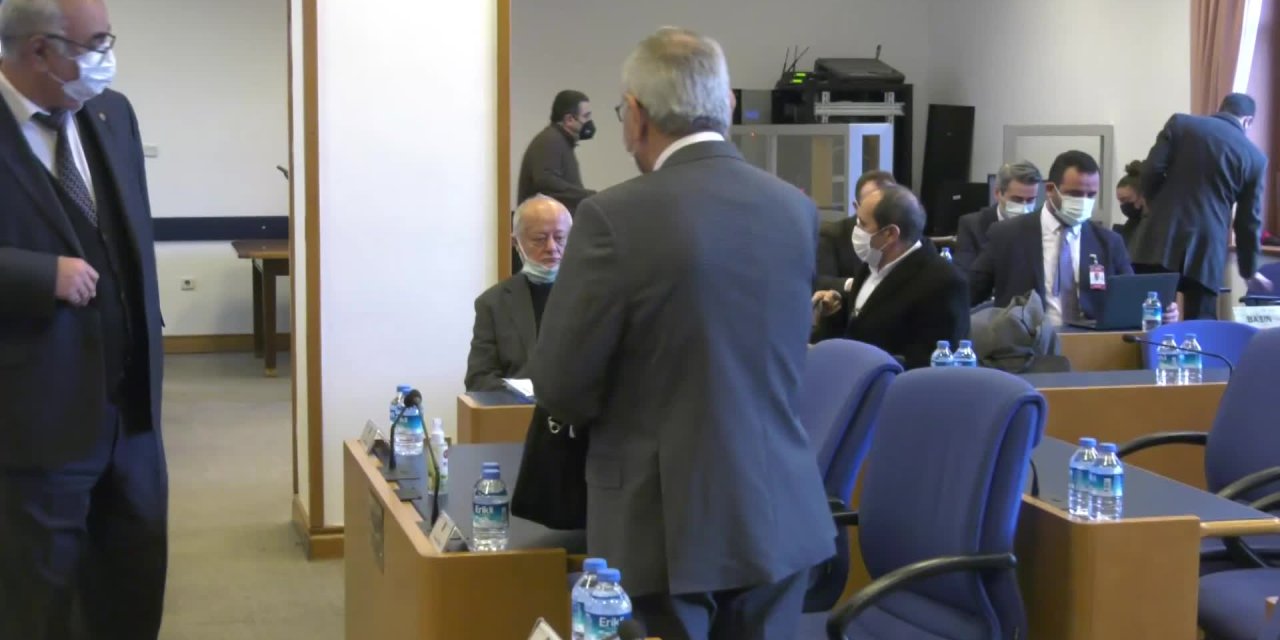 TORBA TEKLİF GÖRÜŞMELERİNDE, “HETERODOKS EKONOMİ” TARTIŞMASI: “DEVE MİDİR, KUŞ MUDUR?”