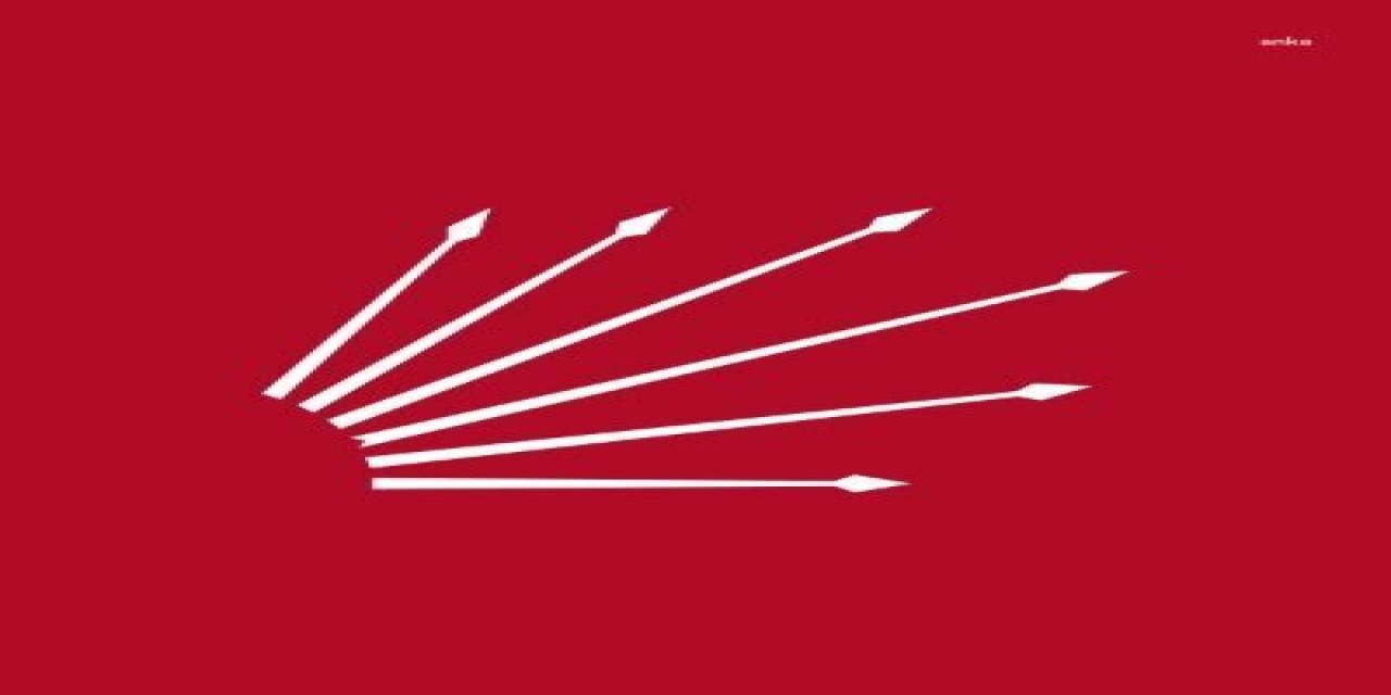 CHP COVID-19 DANIŞMA KURULU: “OMİCRON VARYANTININ YARATACAĞI SORUNLARI AZALTMAK ‘MASKE, MESAFE, TEMİZLİK’ TEDBİRLERİNE İNDİRGENEMEZ”