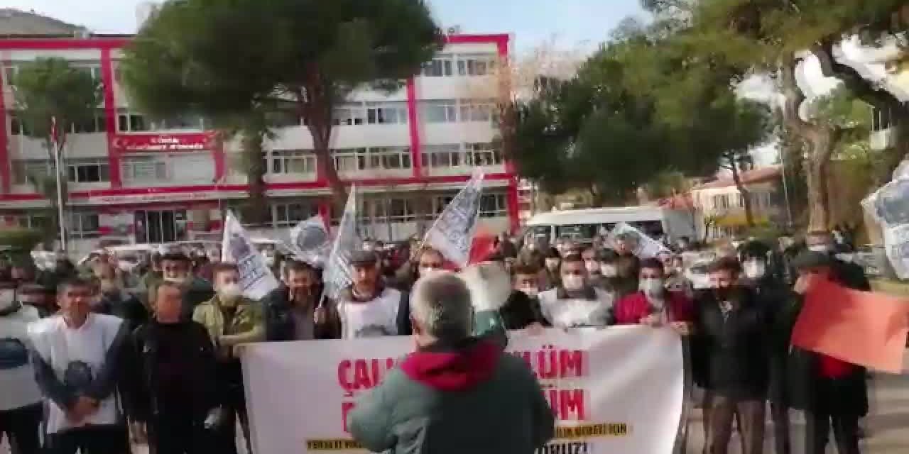 SOMALI EMEKLİ MADENCİLER EYLEM YAPTI: "ÇOCUKLARIMDAN KAÇIYORUM, ÇÜNKÜ PARAM YOK"