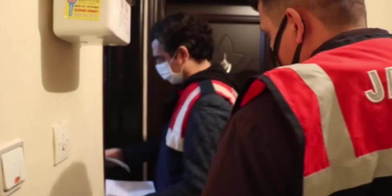 İZMİR MERKEZLİ 40 İLDE FETÖ OPERASYONU: 133 KİŞİ GÖZALTINA ALINDI