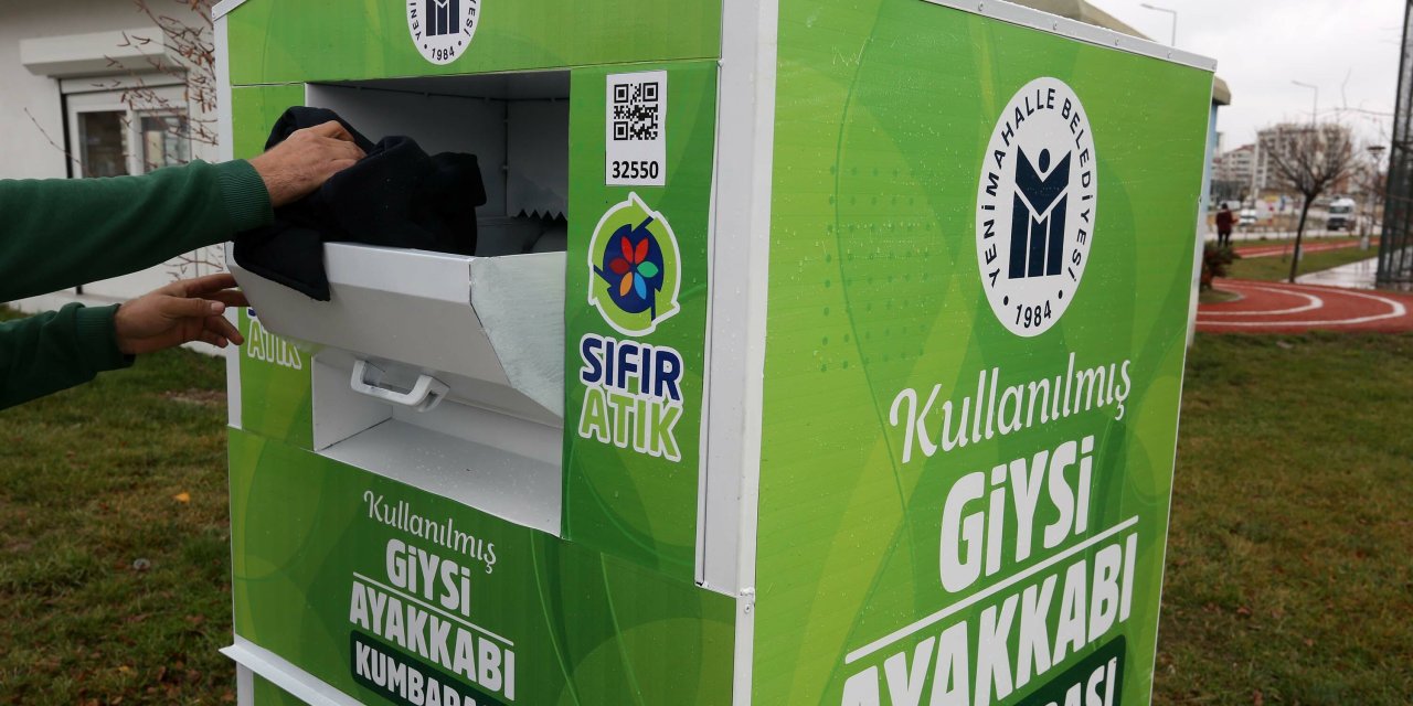 YENİMAHALLE'DE ESKİMİŞ TEKSTİL ÜRÜNLERİ ARTIK ÇÖPE DEĞİL KUMBARAYA GİDECEK