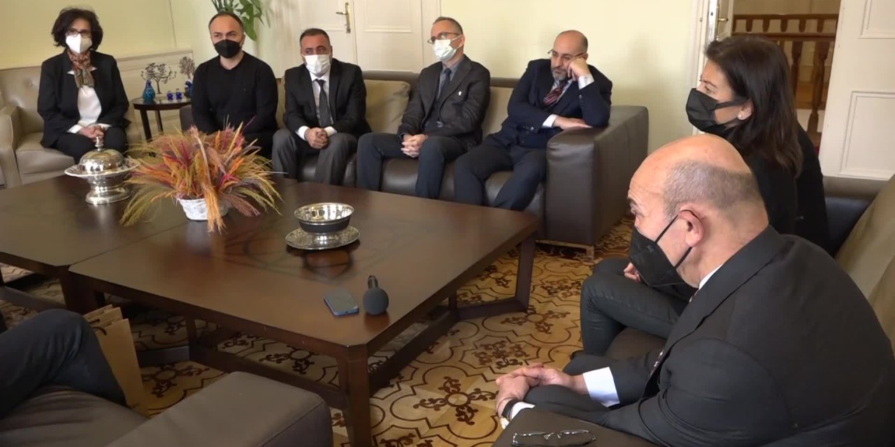 İZMİR BÜYÜKŞEHİR BELEDİYESİ’NİN PROJELERİNE ŞEHİR PLANCILARI ODASI'NDAN ÖDÜL