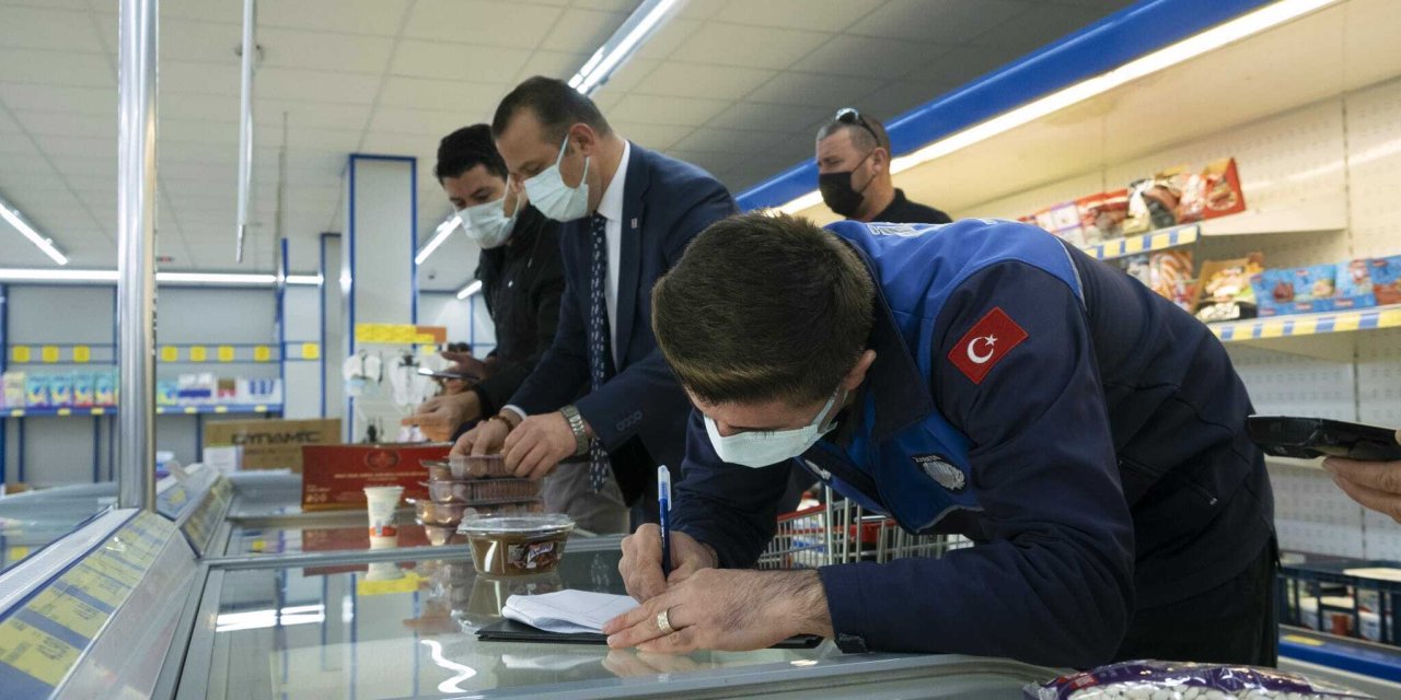 DİDİM’DE ZİNCİR MARKETLER DENETLENİYOR