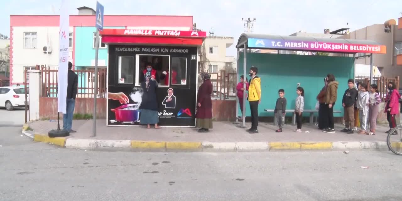 MERSİN'DE MAHALLE MUTFAKLARI ARTIK “BÜFELERLE” HİZMETTE