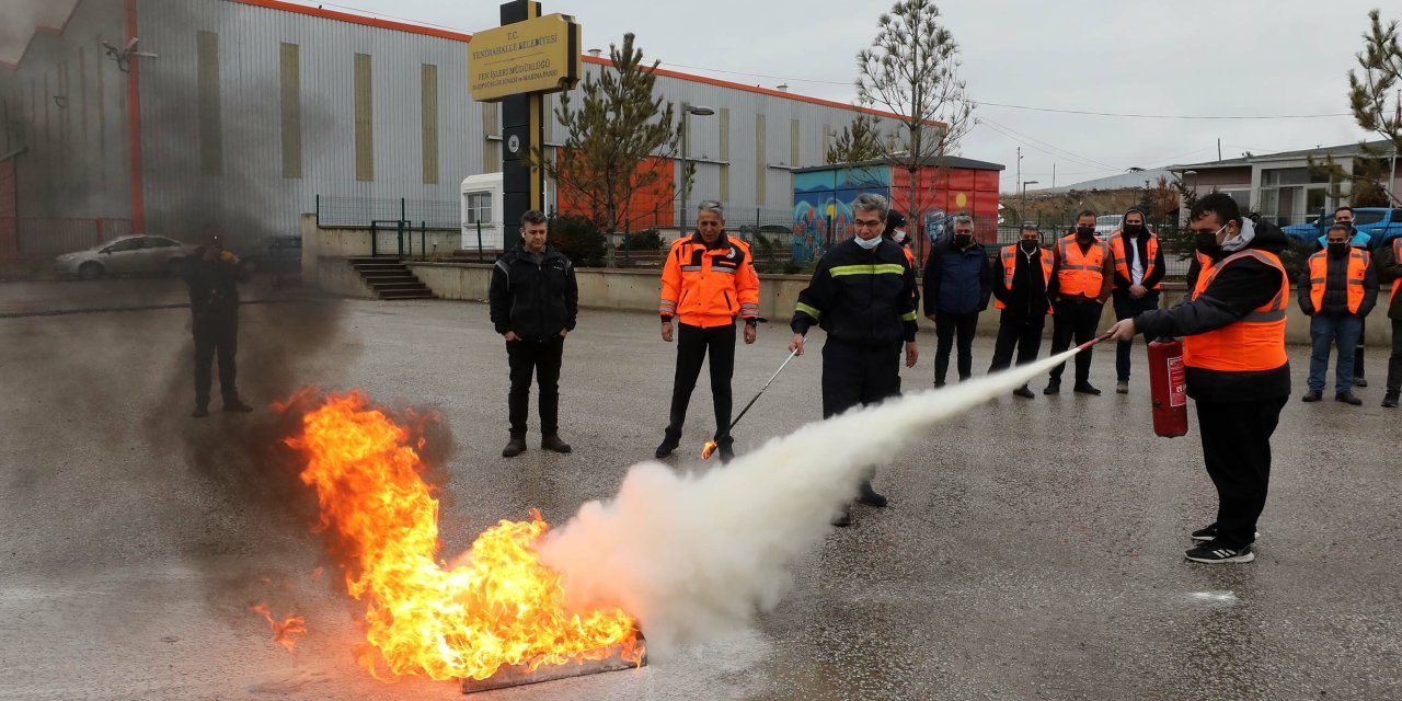 YENİMAHALLE BELEDİYESİ PERSONELİNE AFET FARKINDALIK EĞİTİMİ VERİLDİ