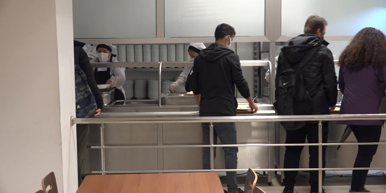 ÇANKAYA'NIN YEMEKHANESİ 35 BİN 600 ÜNİVERSİTE ÖĞRENCİSİNİ KONUK ETTİ