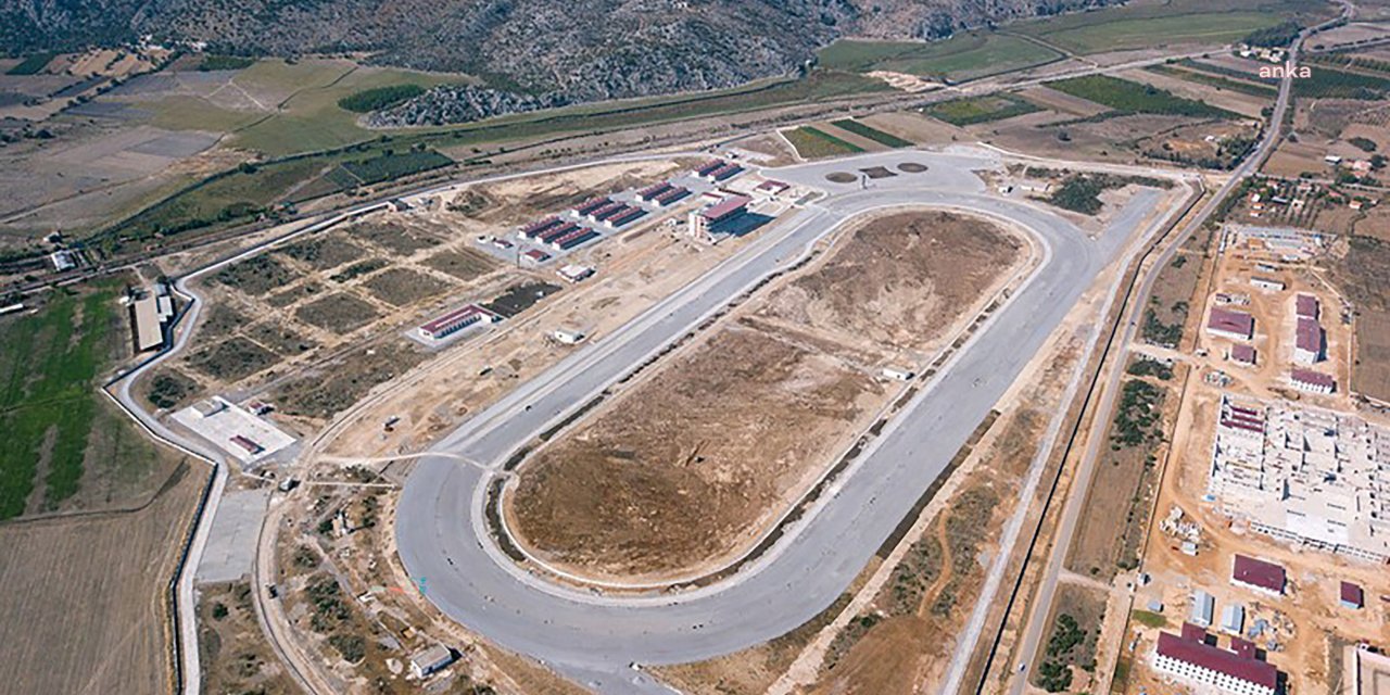 ANTALYA HİPODROMU KAPILARINI AÇIYOR