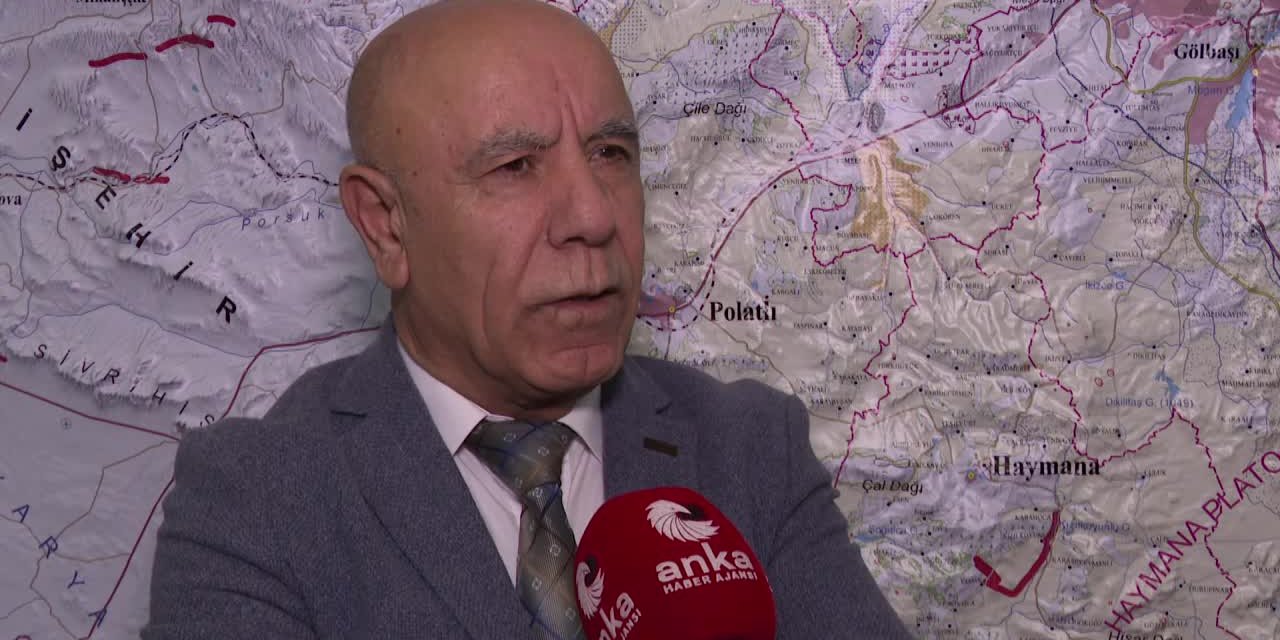 ABB SOSYAL MEDYA DAİRE BAŞKANI IŞIK "YUNUS EMRE" KİTABI HAKKINDA KONUŞTU: "BÜTÜN BU ÇALIŞMALARIMIZ KENTİN KÜLTÜREL VE SANATSAL ETKİNLİKLERİNİN YOĞUNLAŞTIRILMASI İÇİN"