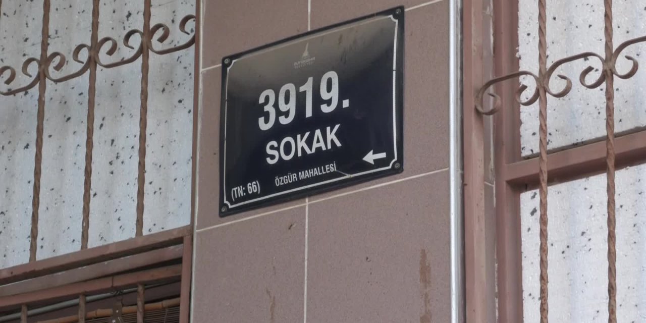 İZMİR'DE ZAMLA GELEN "KADEMELİ" ELEKTRİK FATURASI İSYANI: "YETİM AYLIĞI ALIYORUM, 1481 LİRA FATURA GELDİ. TORUNLARIM SOĞUK EVDE YAŞIYOR"