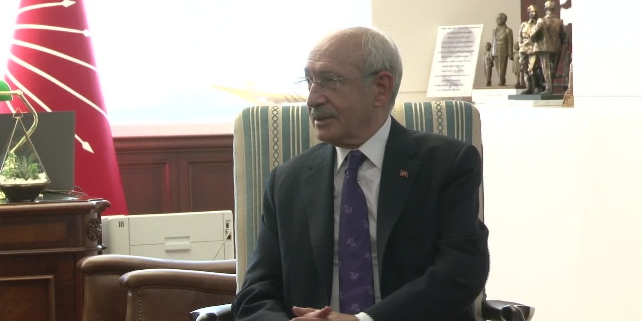 KILIÇDAROĞLU, SOSYALİST ENTERNASYONAL BAŞKANI PAPANDREU İLE GÖRÜŞTÜ