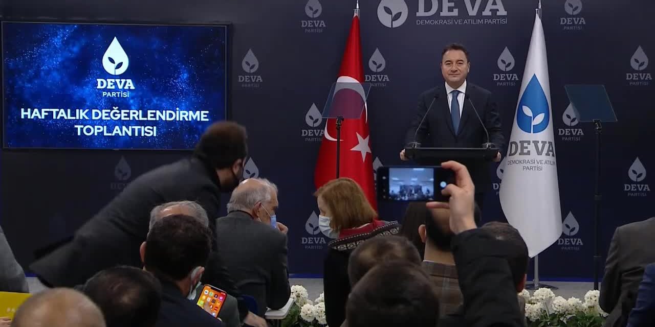 BABACAN: "ERDOĞAN, KRİZLERİN ORTAĞI BAHÇELİ VE 28 ŞUBATÇI ÇİN MUHİBBİ PERİNÇEK’LE BİRLİKTE ÜLKEYİ EN HUKUKSUZ DÖNEMLERDEN BİRİSİNE HAPSETTİ"