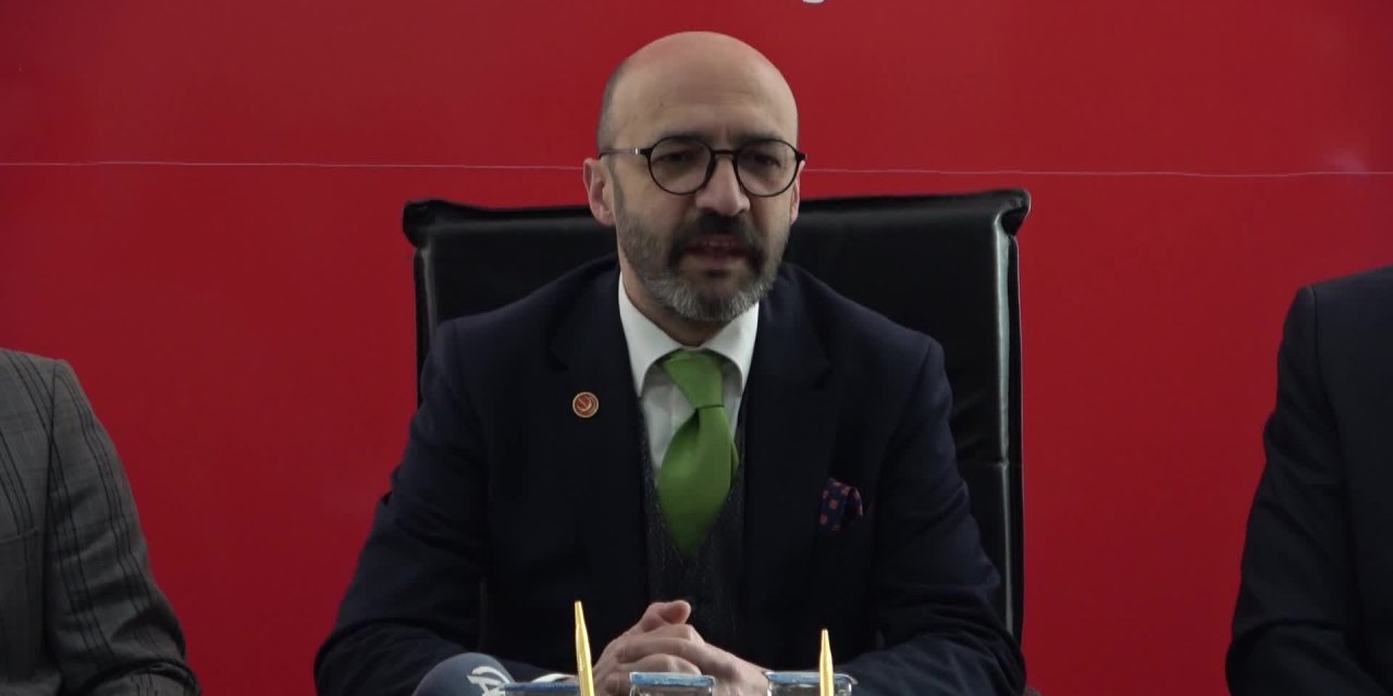 HELVACI'DAN HÜKÜMETE: "SEN TÜRK PARASINA GÜVENMİYORSUN Kİ VATANDAŞIN GÜVENMESİNİ NASIL BEKLİYORSUN"