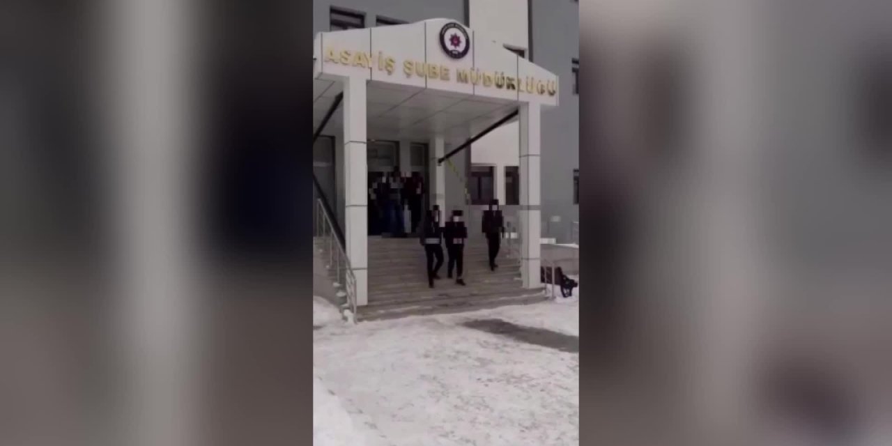 MASAJ SALONUNDA AMPUL GÖRÜNÜMLÜ GİZLİ KAMERA BULUNDU