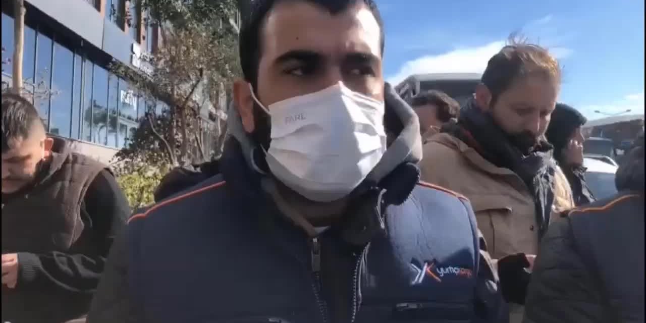 YURTİÇİ KARGO'YA ÇALIŞAN KURYELER İŞ BIRAKTI: "MASRAFLARIMIZI ÇIKTIĞIMIZDA BİR ASGARİ ÜCRET BİLE KALMIYOR BİZE"