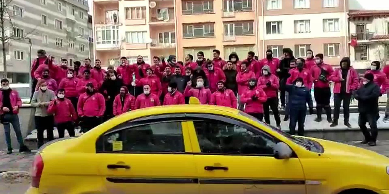 YEMEKSEPETİ KURYELERİ ESKİŞEHİR'DE KONTAK KAPATTI