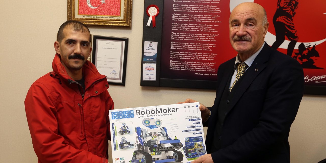 YENİMAHALLE’DE 2.5 TON ATIL PİL GERİ DÖNÜŞÜME KAZANDIRILDI