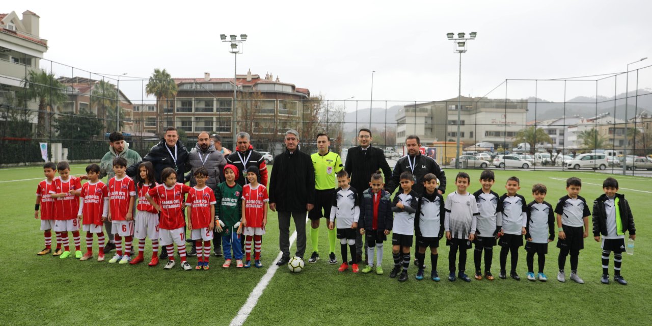 MİNİK FUTBOLCULAR MARMARİS’TE